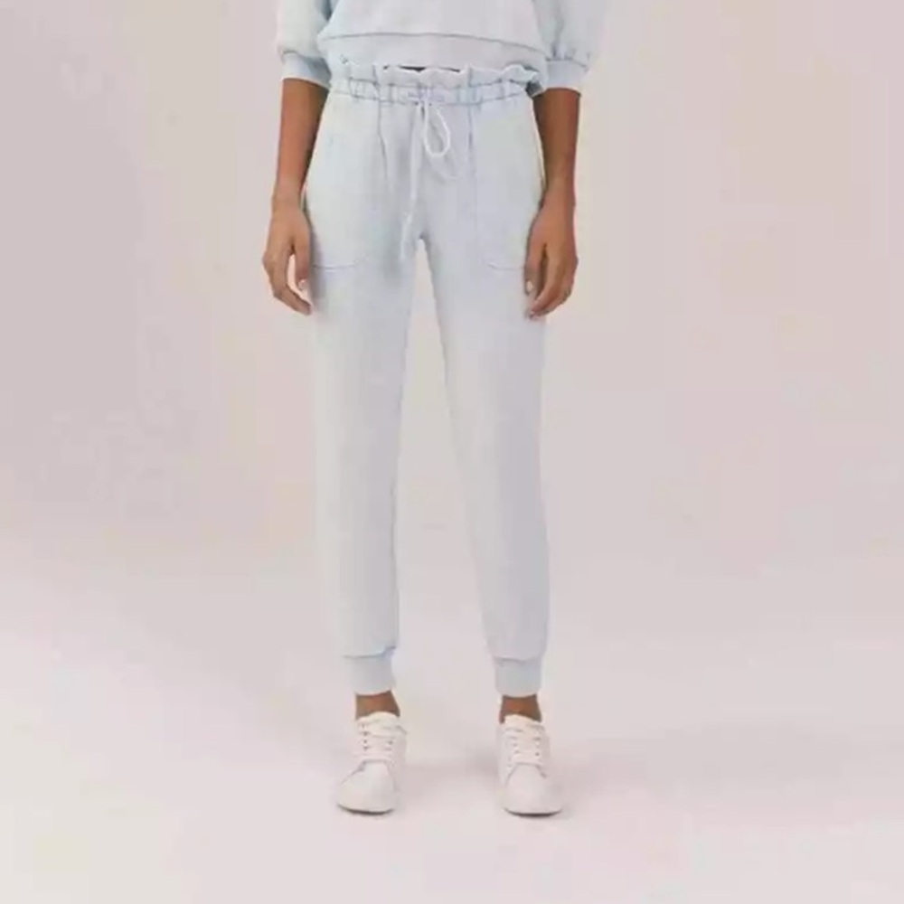 NWT Something Navy “Meghan Paperbag” Jogger Sweatpants!
